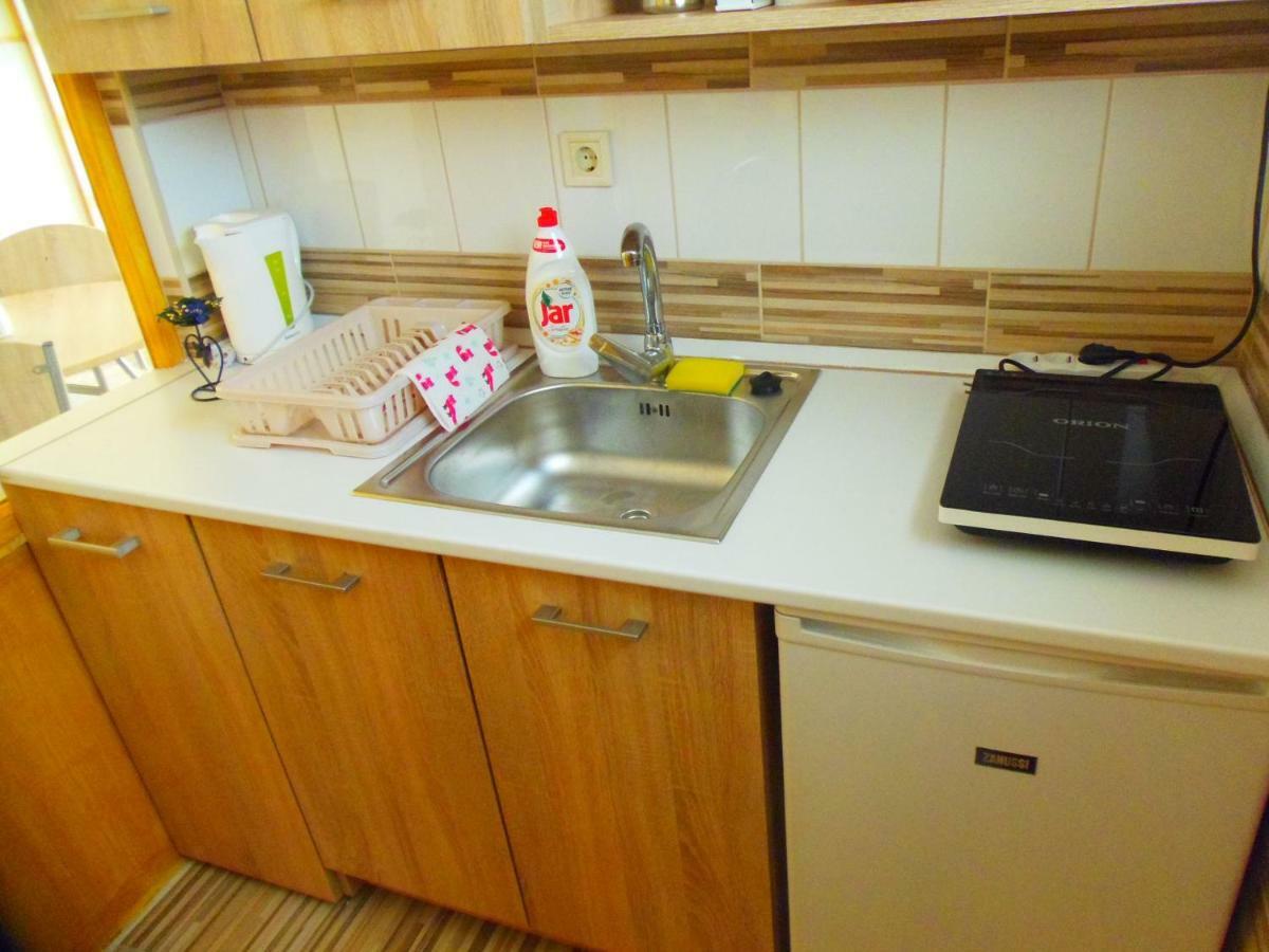 Hovirag Apartman 2 Hajduszoboszlo Ngoại thất bức ảnh