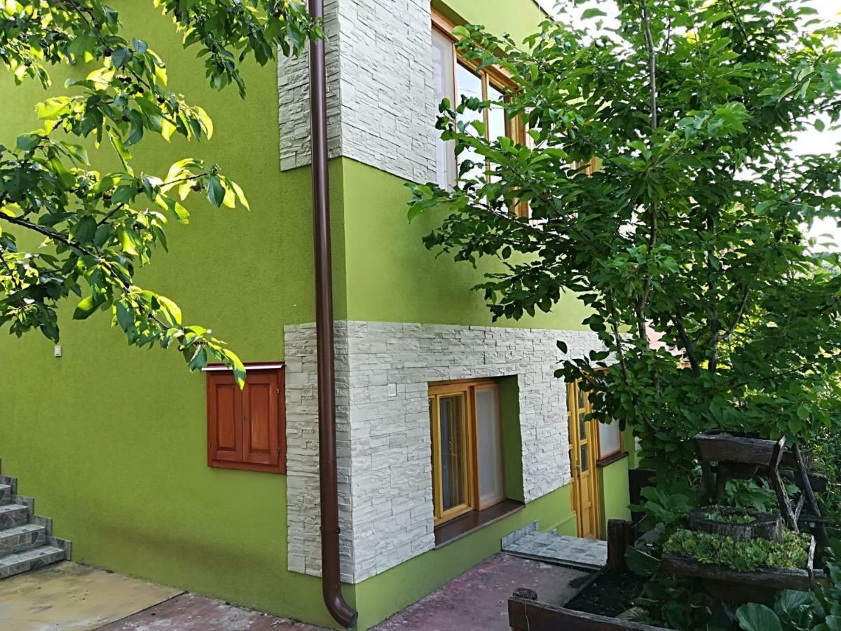 Hovirag Apartman 2 Hajduszoboszlo Ngoại thất bức ảnh